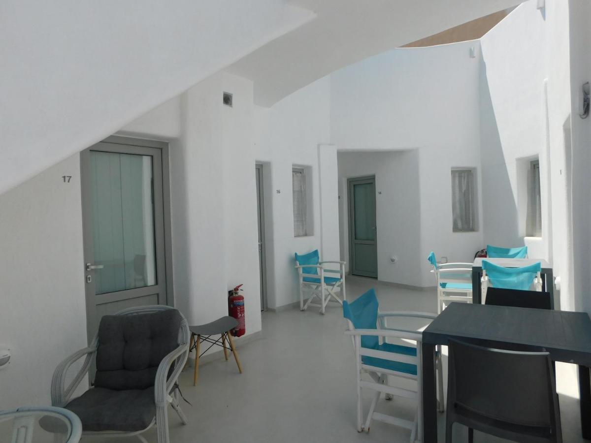 Fira Getaway - Economy Basement Rooms Luaran gambar